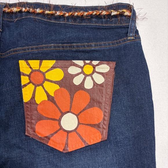 Old Navy Diva Jeans Hand Painted Mod Retro Flower Yellow Orange 70s Boho Plus 20 - Picture 7 of 11